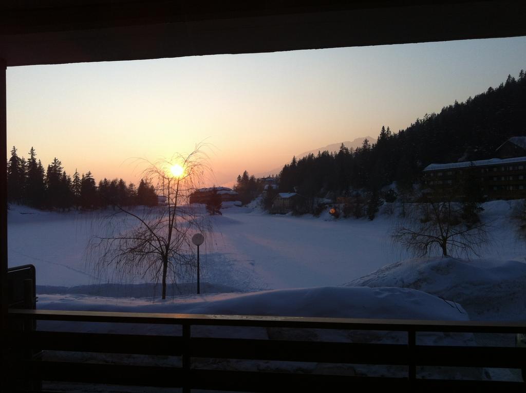 Plein Centre, Ski A Pied, Vue, Calme كرانز مونتانا الغرفة الصورة